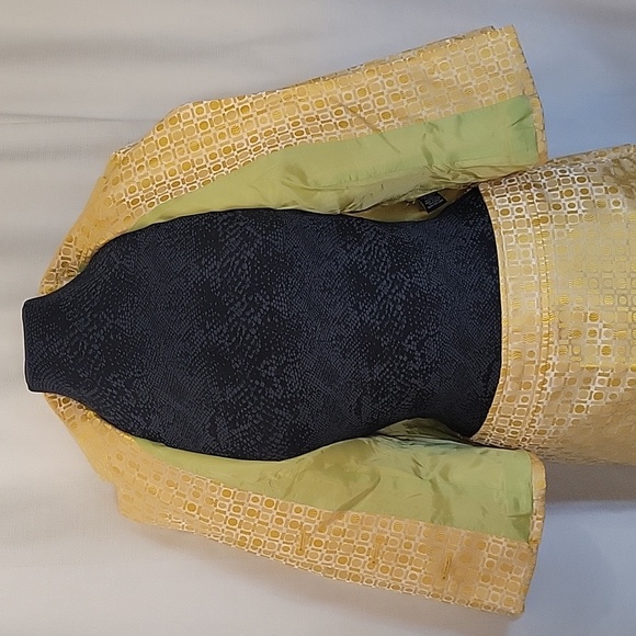 Vintage View Suits 2 Piece Sunshine Yellow Skirt and 3/4 Sleeve Jacket - Picture 7 of 8